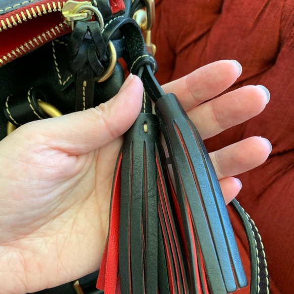 Dooney & Bourke purse - Picture 4 of 8